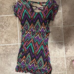 Belle Du Jour Multicolor Zigzag Women's Blouse